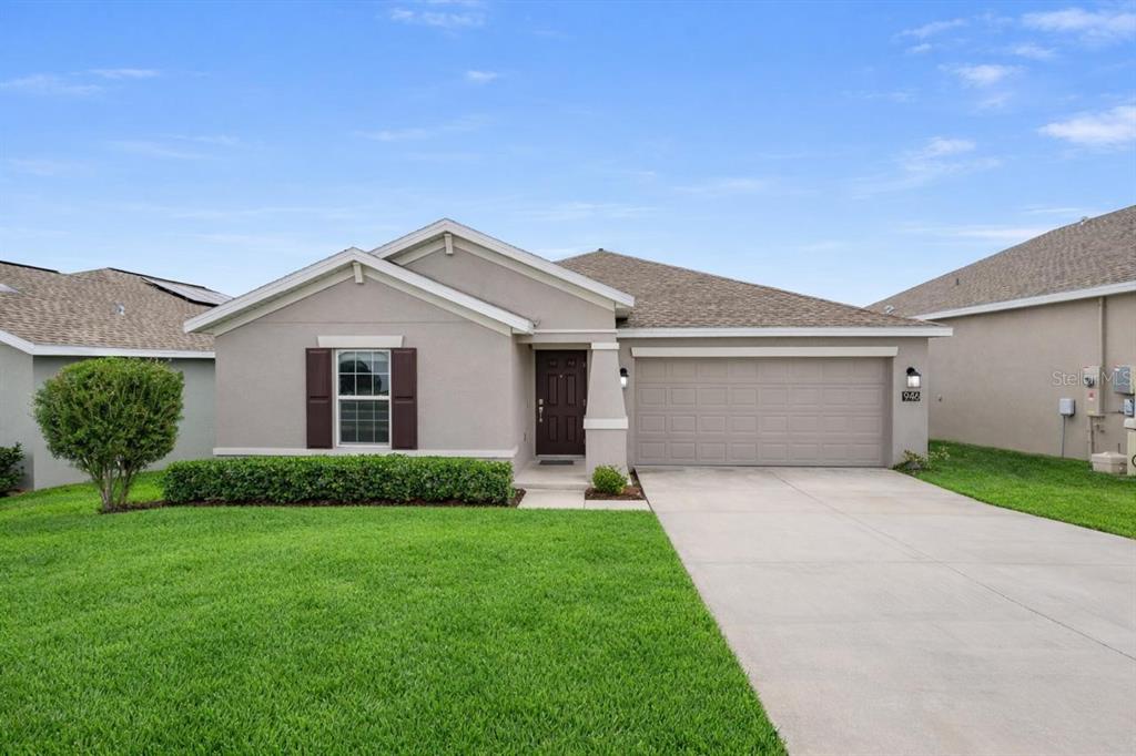 946 LAUREL VIEW WAY