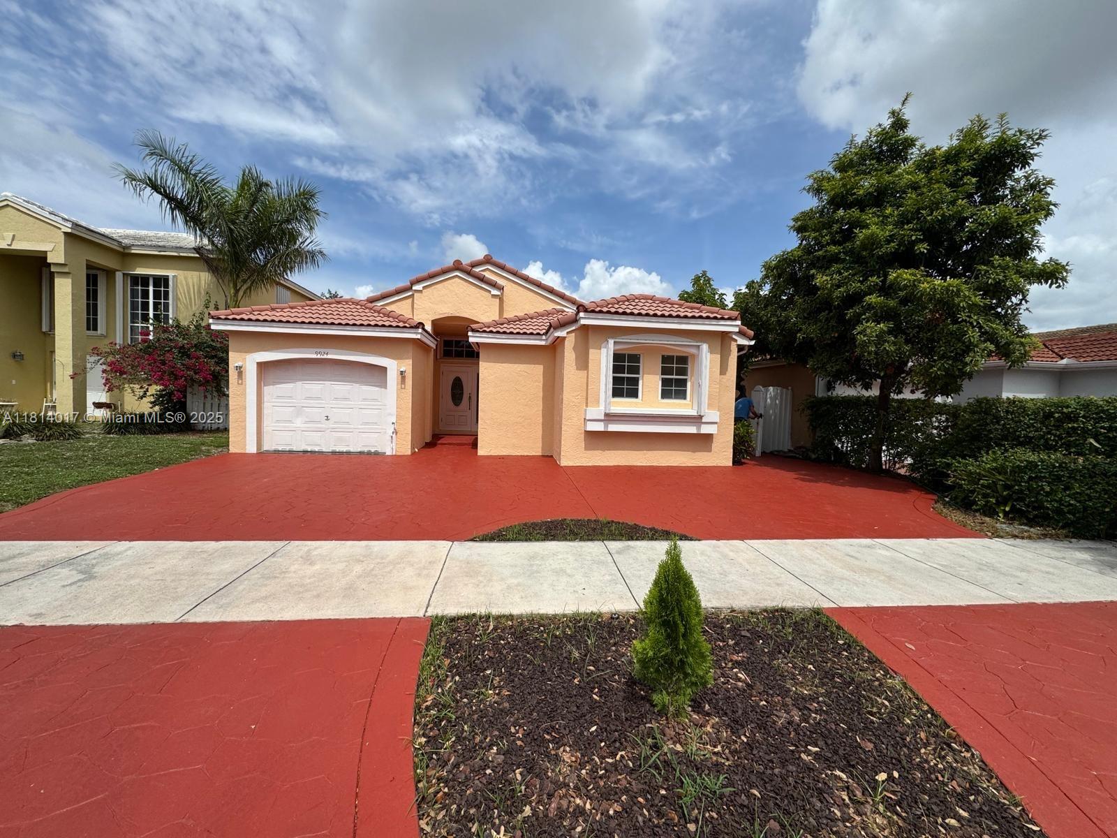 9924 SW 156th Ct, Miami FL 33196