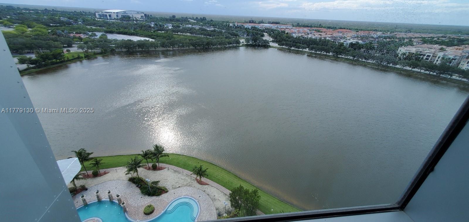 2641 N Flamingo Rd # 1804N, Sunrise FL 33323