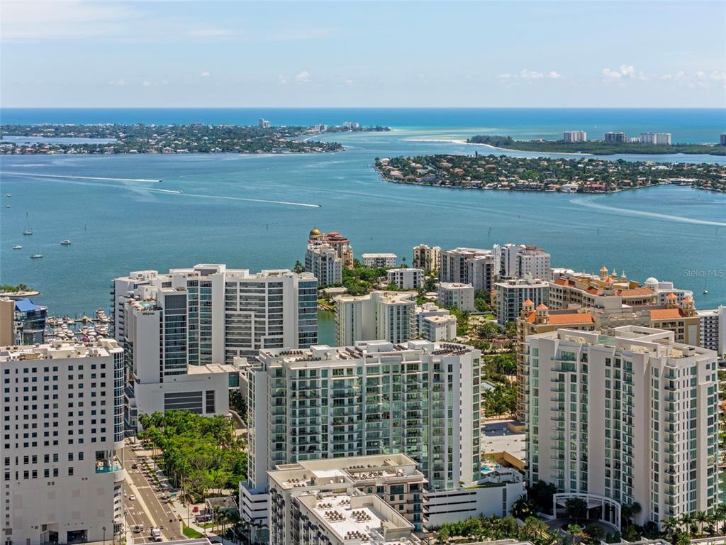 301 QUAY COMMONS UNIT 1008
