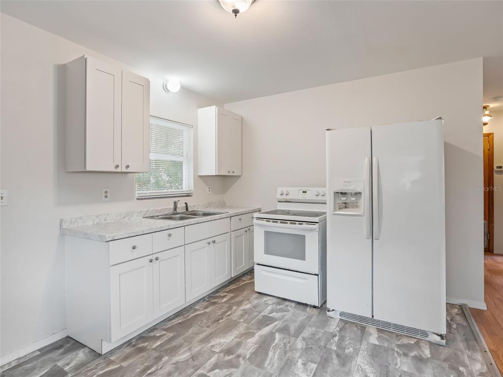 8935 CR 647S, BUSHNELL, FL — photo 5 of 28