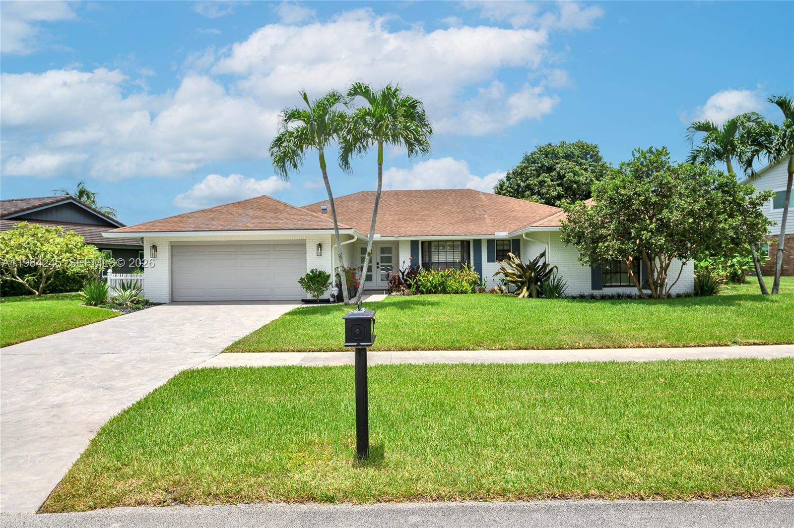 17611 Lake Park Rd, Boca Raton FL 33487