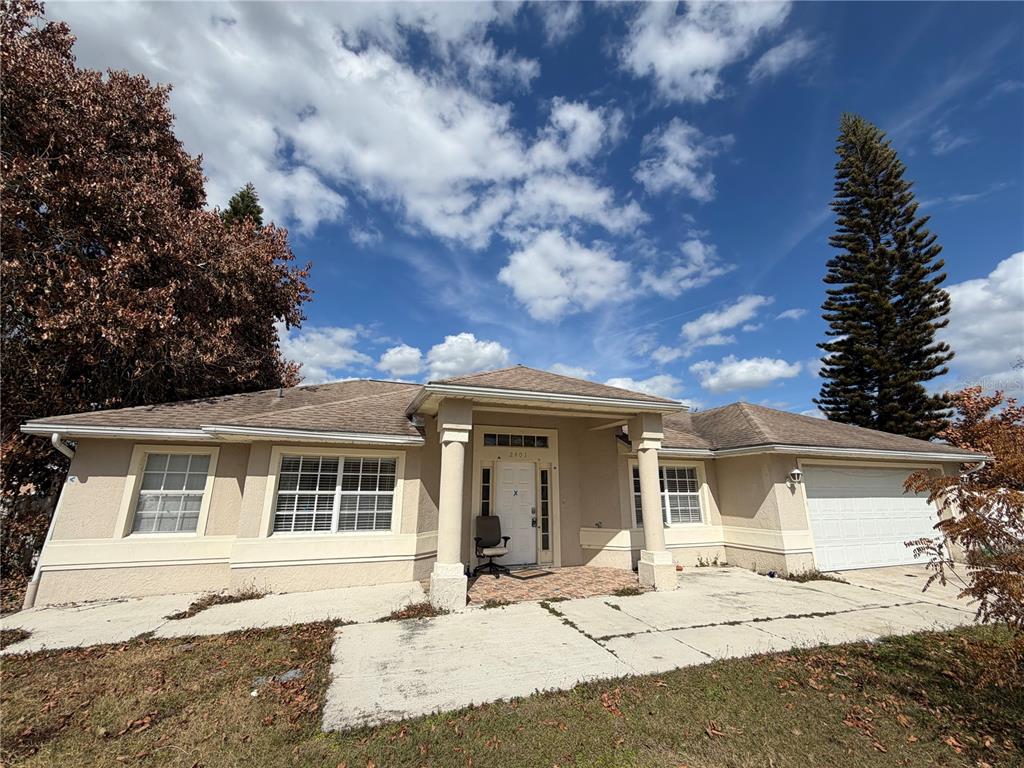 2401 BEL AIR CIRCLE