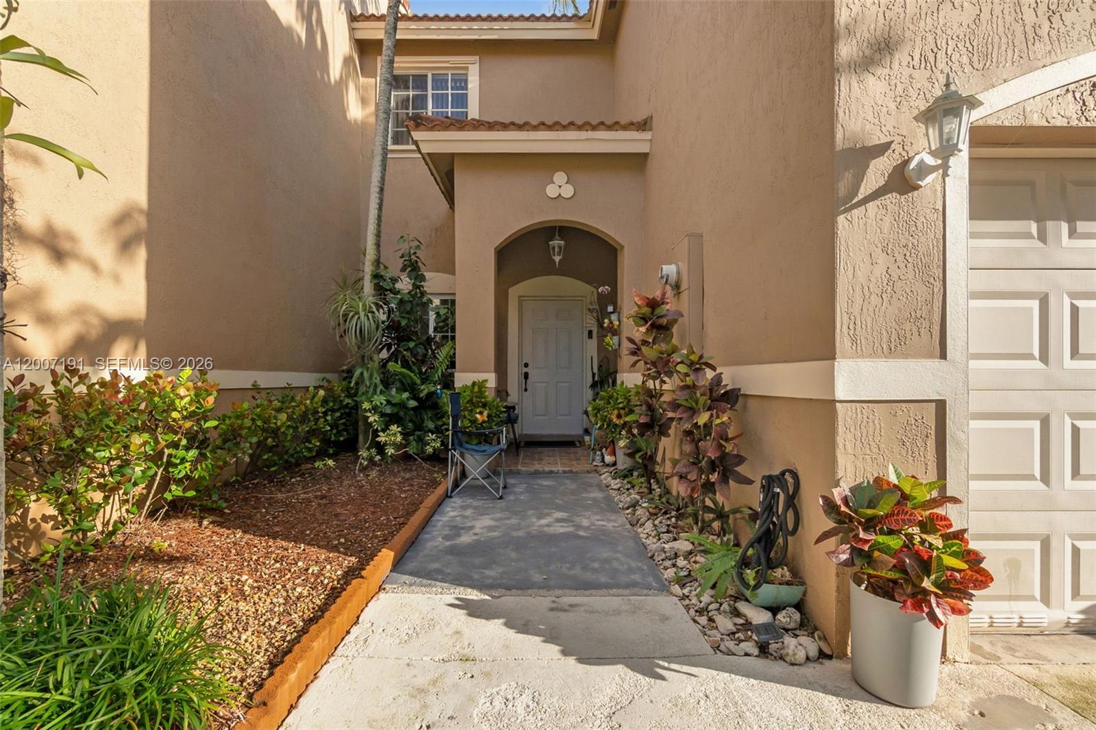 8546 SW 214th Way, Cutler Bay FL 33189