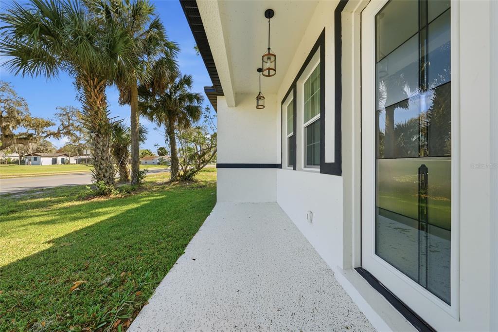 620 TITCOMB STREET, EUSTIS, FL — photo 5 of 30