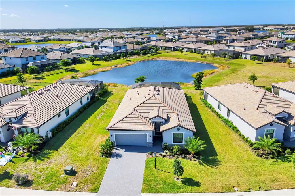 15716 BAREFOOT BEACH DRIVE, BRADENTON, FL — photo 4 of 30