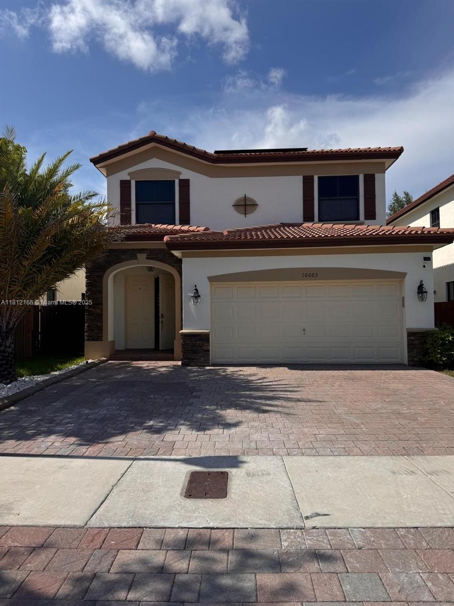 10003 NW 89th Ter, Doral FL 33178