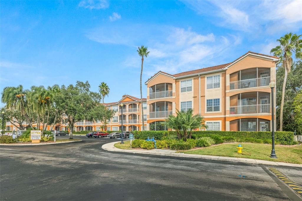5000 CULBREATH KEY WAY UNIT 1-205
