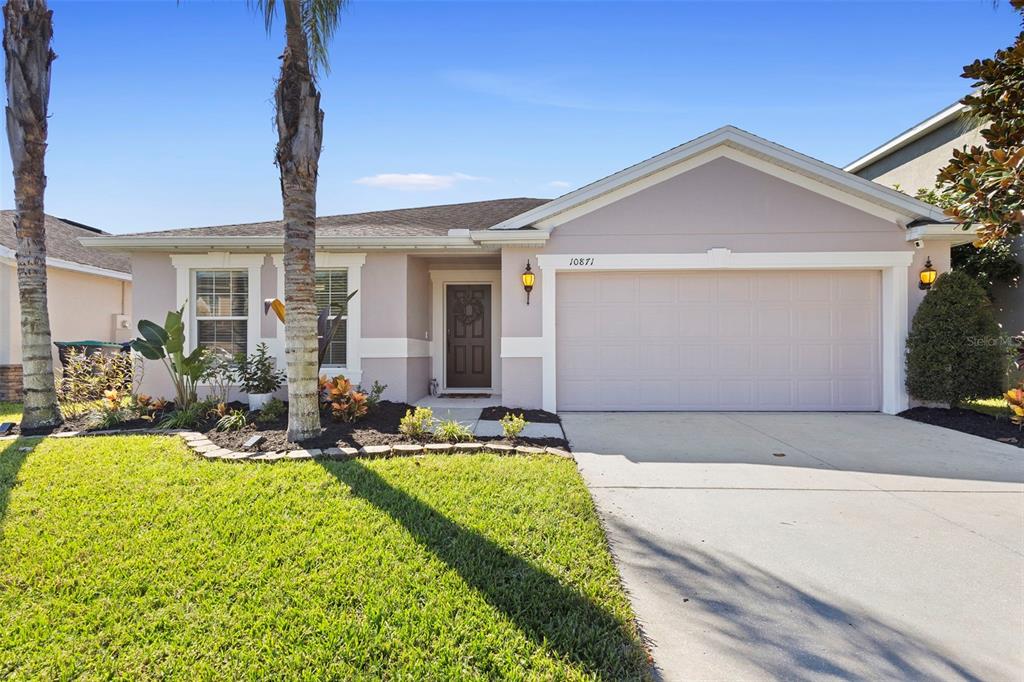 10871 CABBAGE TREE LOOP