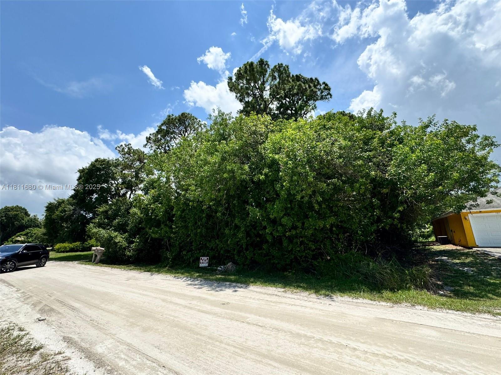 1225 SW 12th Ct SW, Vero Beach FL 32962