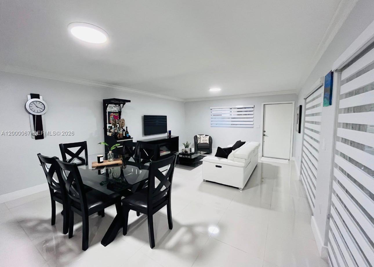14343 SW 97th Ln, Miami FL 33186