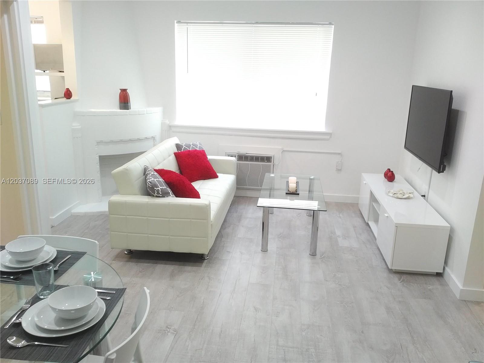 1525 Meridian Ave # 205, Miami Beach FL 33139