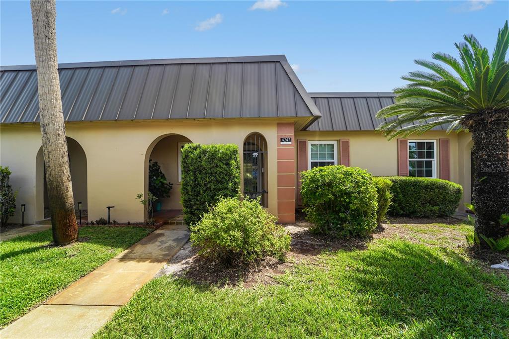 4247 STRATFORD DRIVE