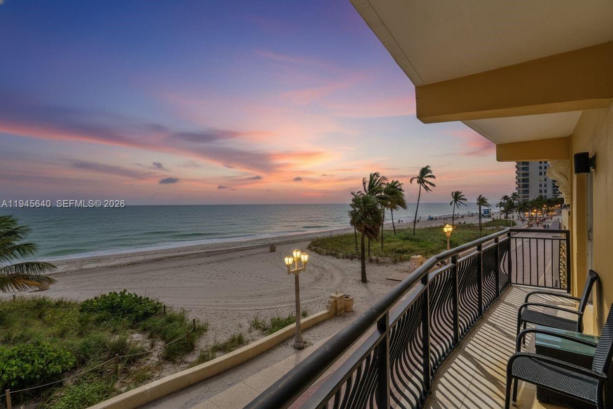 1815 N Surf Rd # 204, Hollywood FL 33019