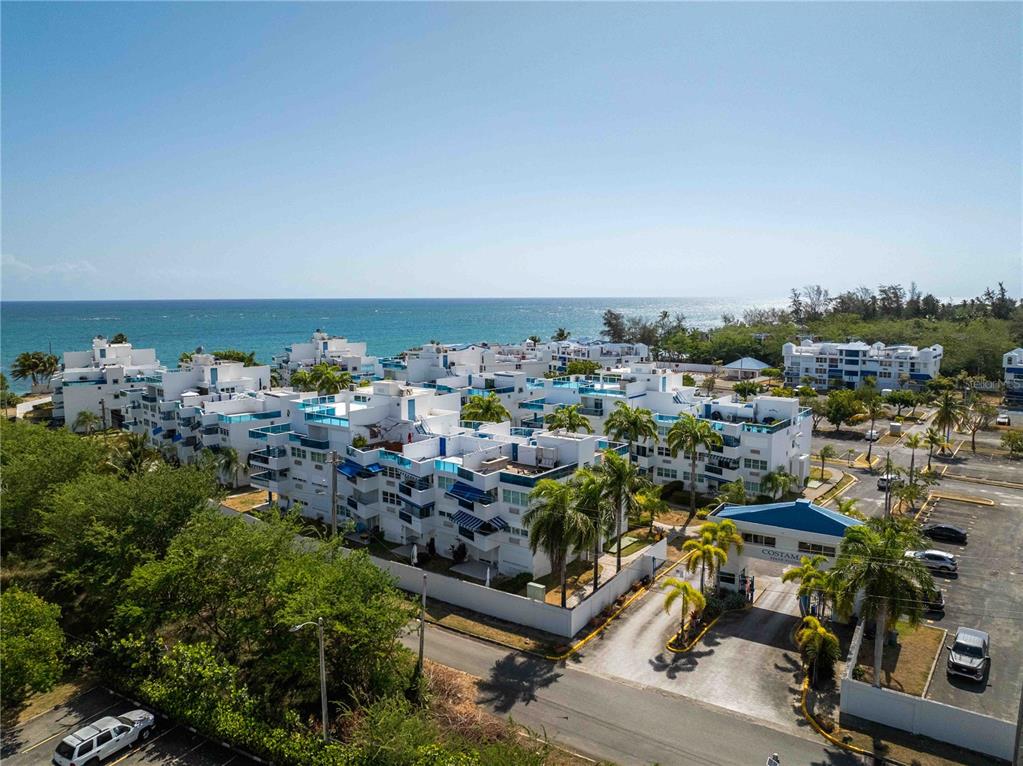 1 CALLE EL CHARLIE UNIT CO-308