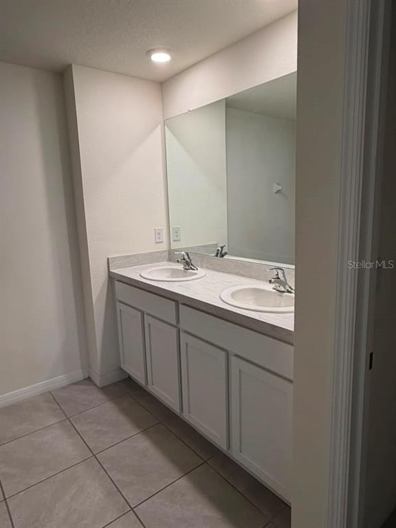 8735 SW 46TH AVENUE, OCALA, FL — photo 3 of 15