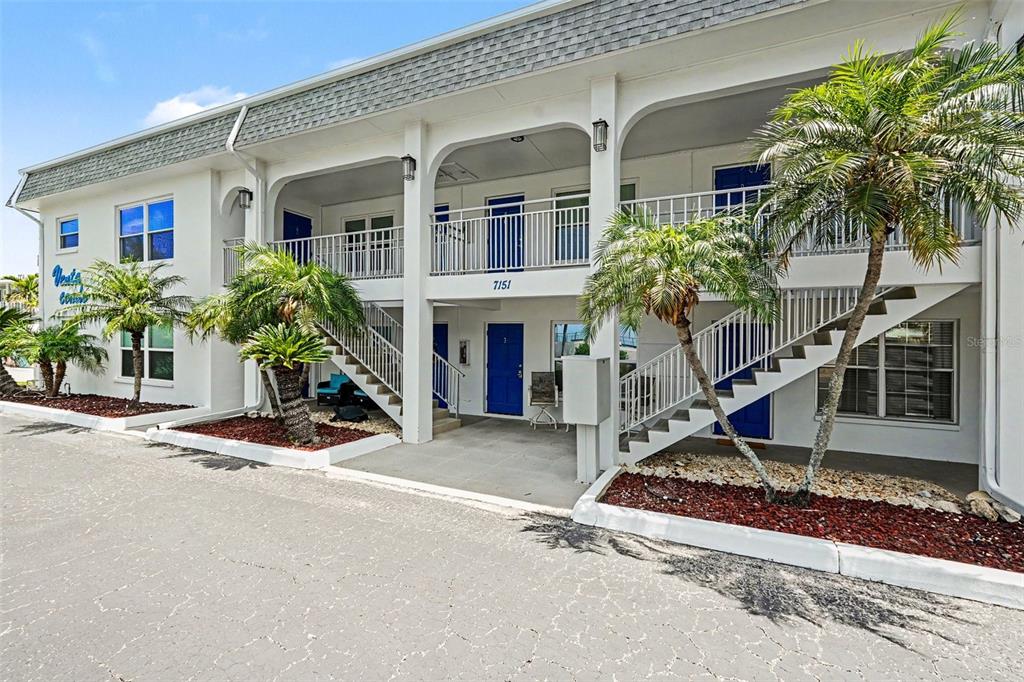 7151 SUNSET WAY UNIT 6