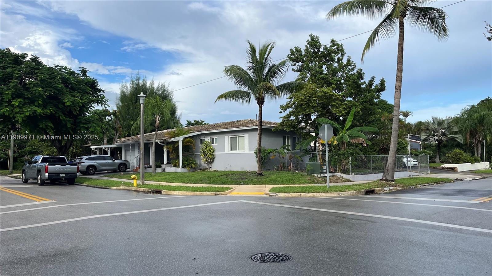 2365 SW 21st Ave, Miami FL 33145