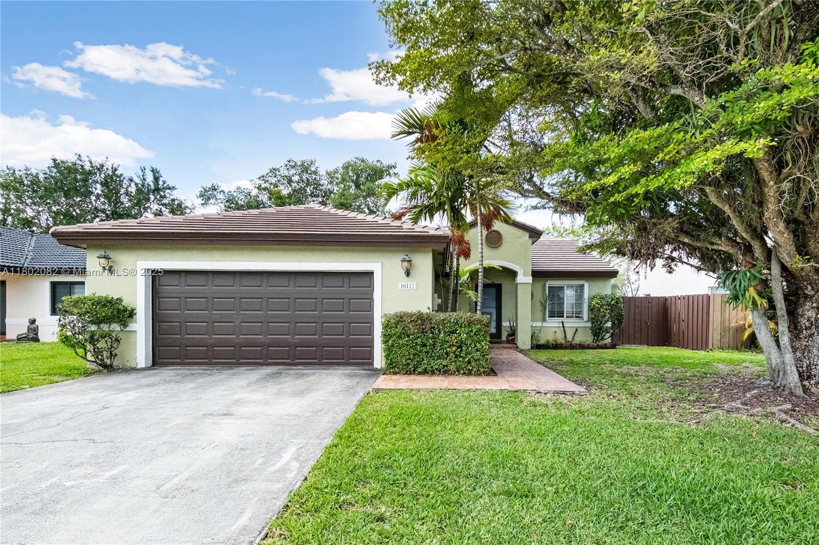 16112 SW 79th Ter, Miami FL 33193