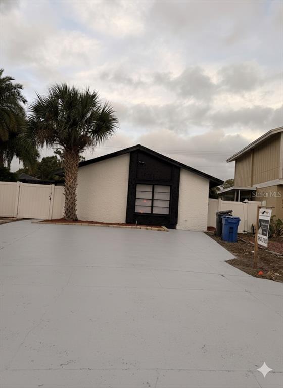 10507 PARKCREST DRIVE