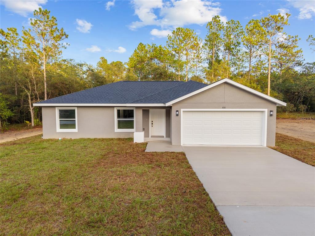 681 SW FIG TREE LANE