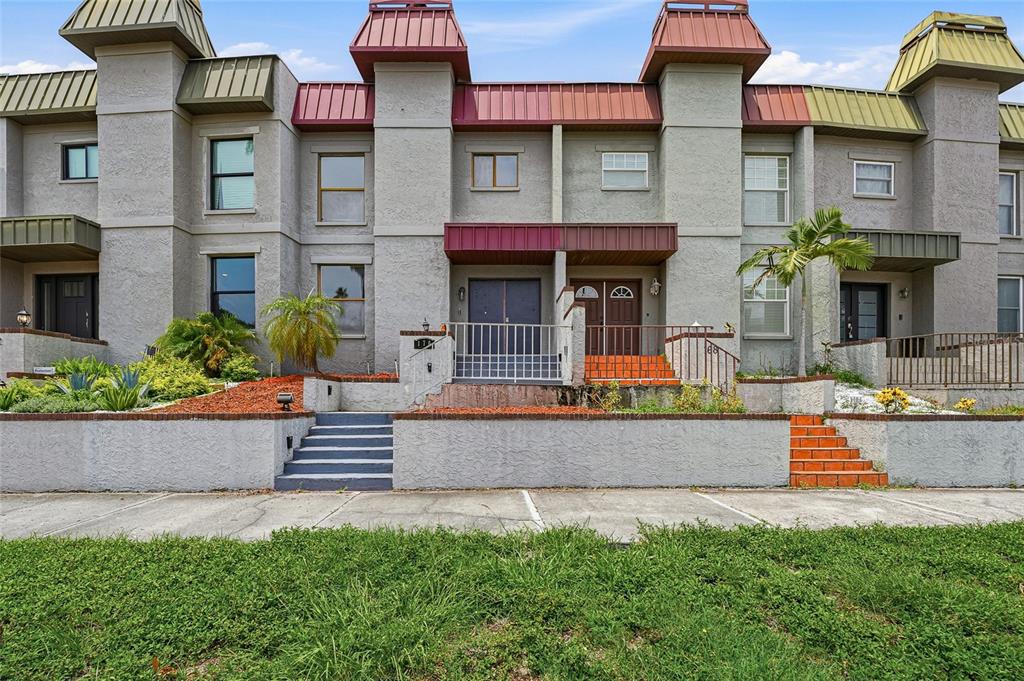 170 E DAVIS BOULEVARD, TAMPA, FL — photo 3 of 30