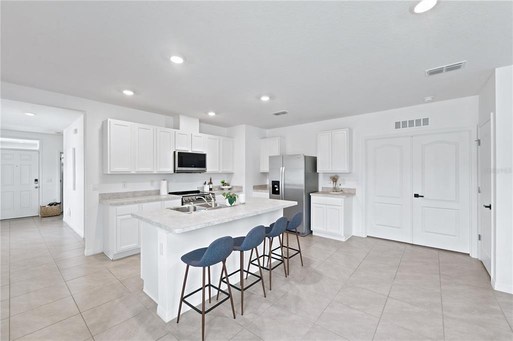 2733 REDDISH EGRET BEND
