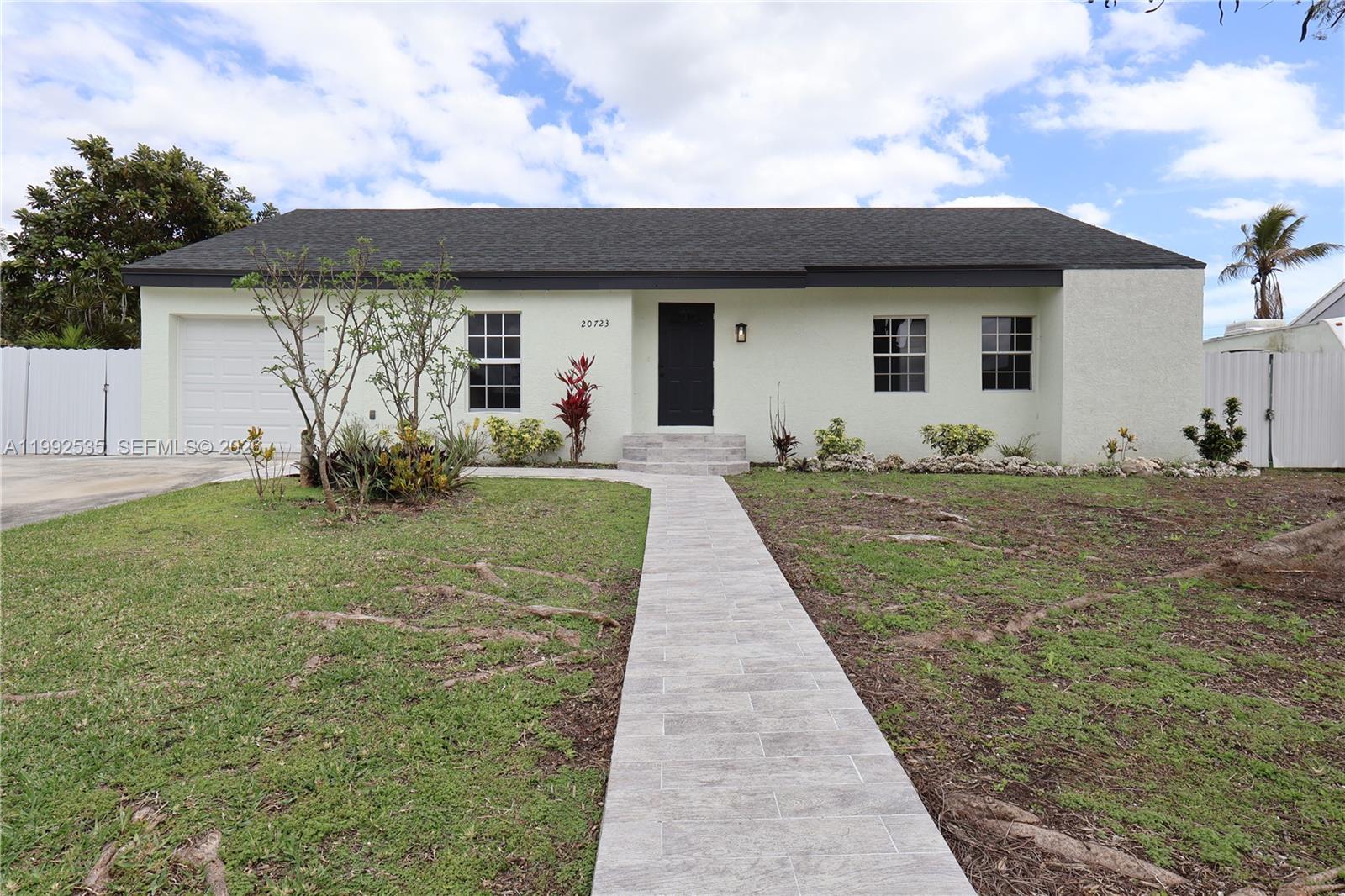 20723 SW 119th Pl, Miami FL 33177