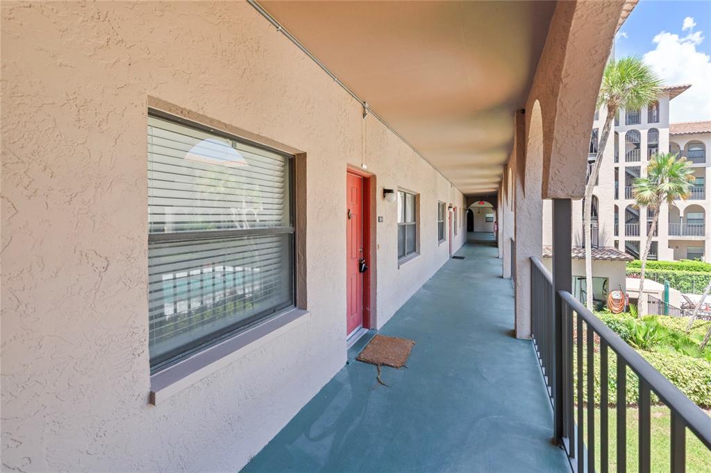 6150 GULFPORT BOULEVARD S UNIT 202, GULFPORT, FL — photo 2 of 30