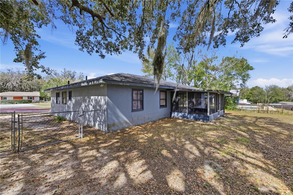 9 EMERALD PASS, OCALA, FL — photo 2 of 30