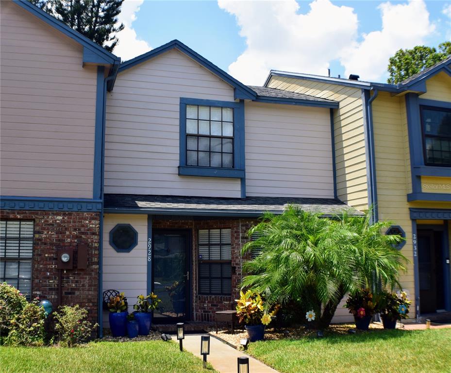 2928 LOWELL COURT