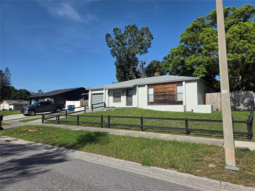 907 CUTLER DRIVE, SEFFNER, FL — photo 2 of 15