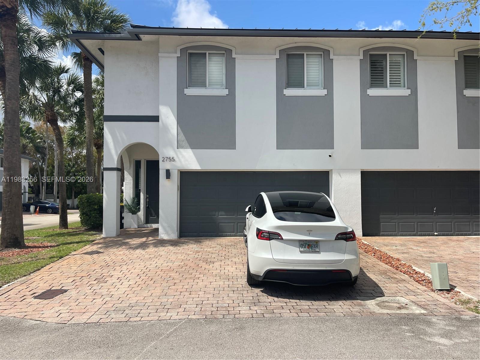 2755 Treasure Cove Cir, Dania Beach FL 33312