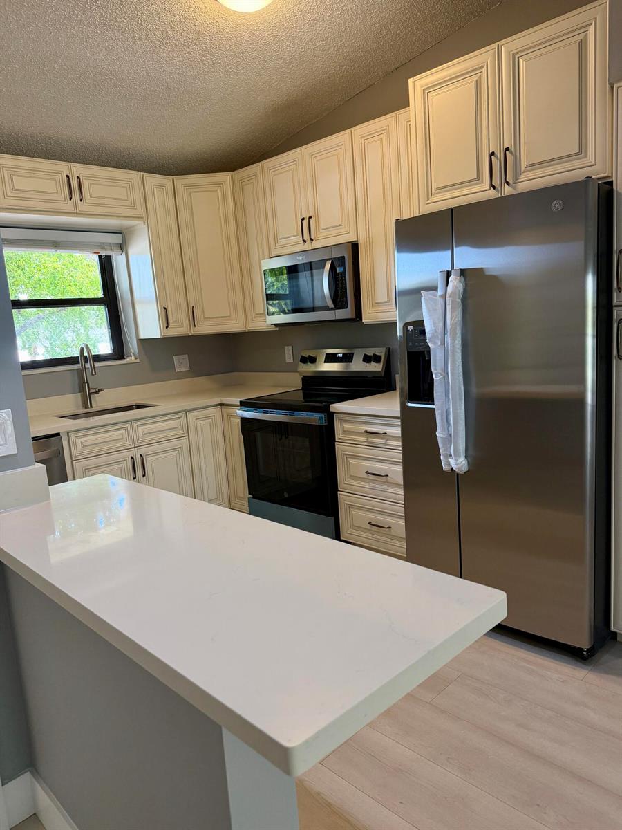 2650 Greenwood Terrace # 2220, Boca Raton FL 33431