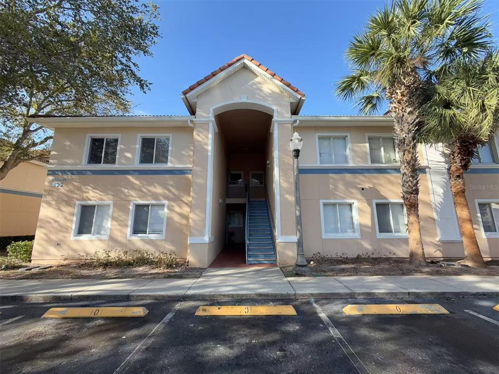 495 LAS CORTES LANE UNIT 102