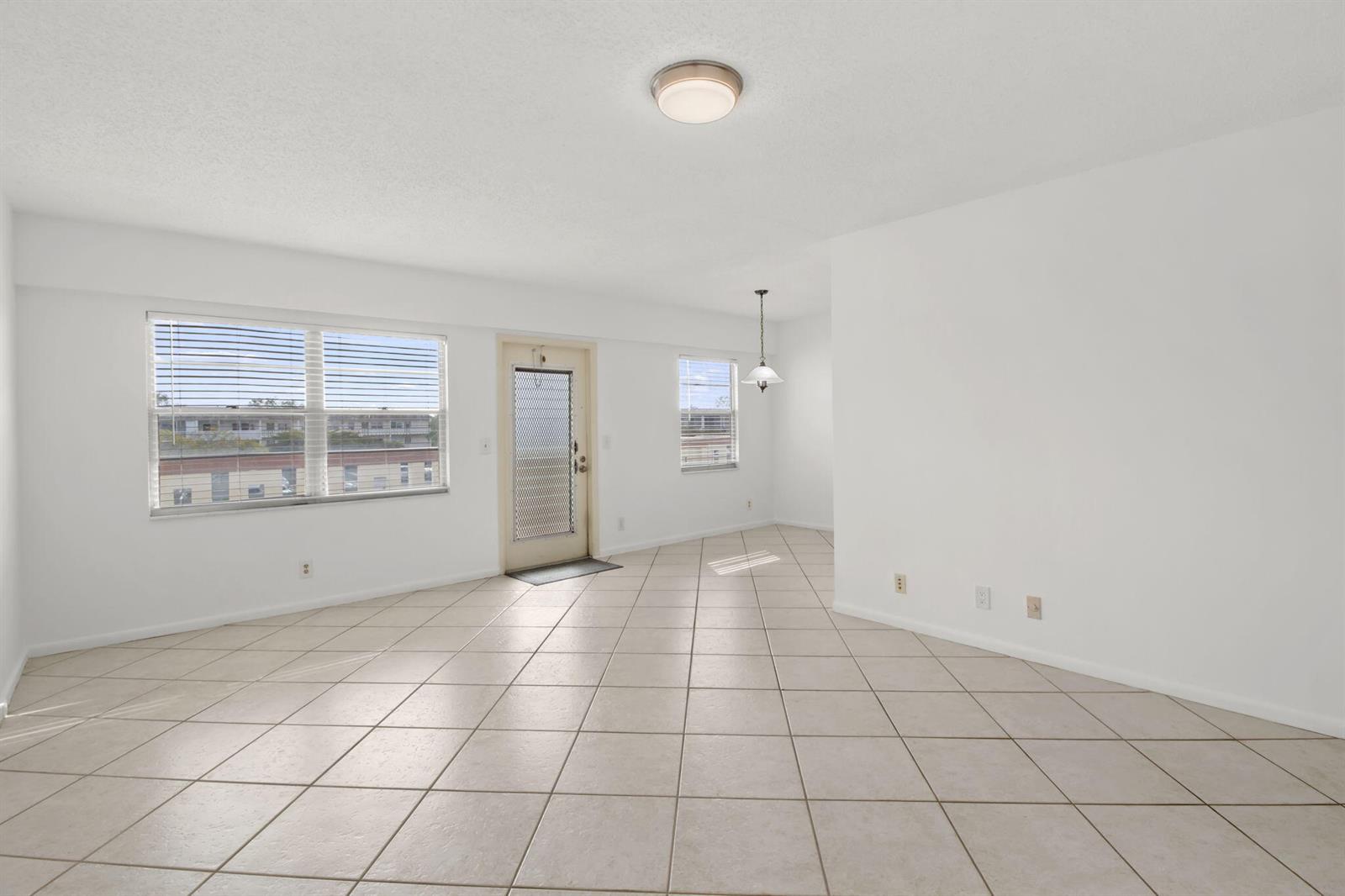 124 Preston C, Boca Raton FL 33434