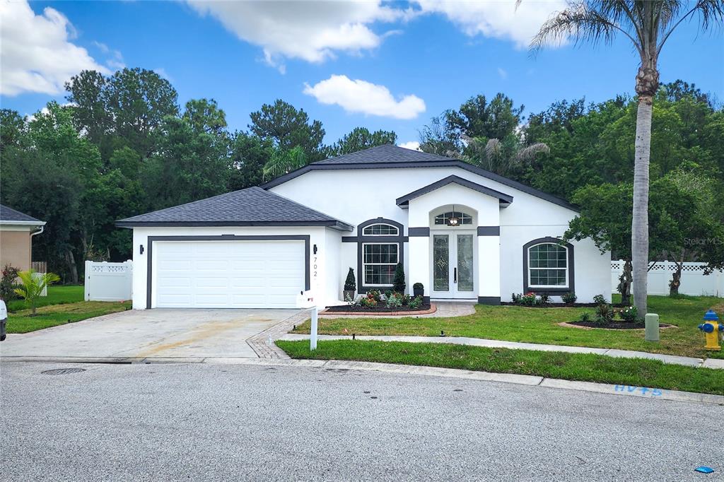 7027 FRASCATI LOOP