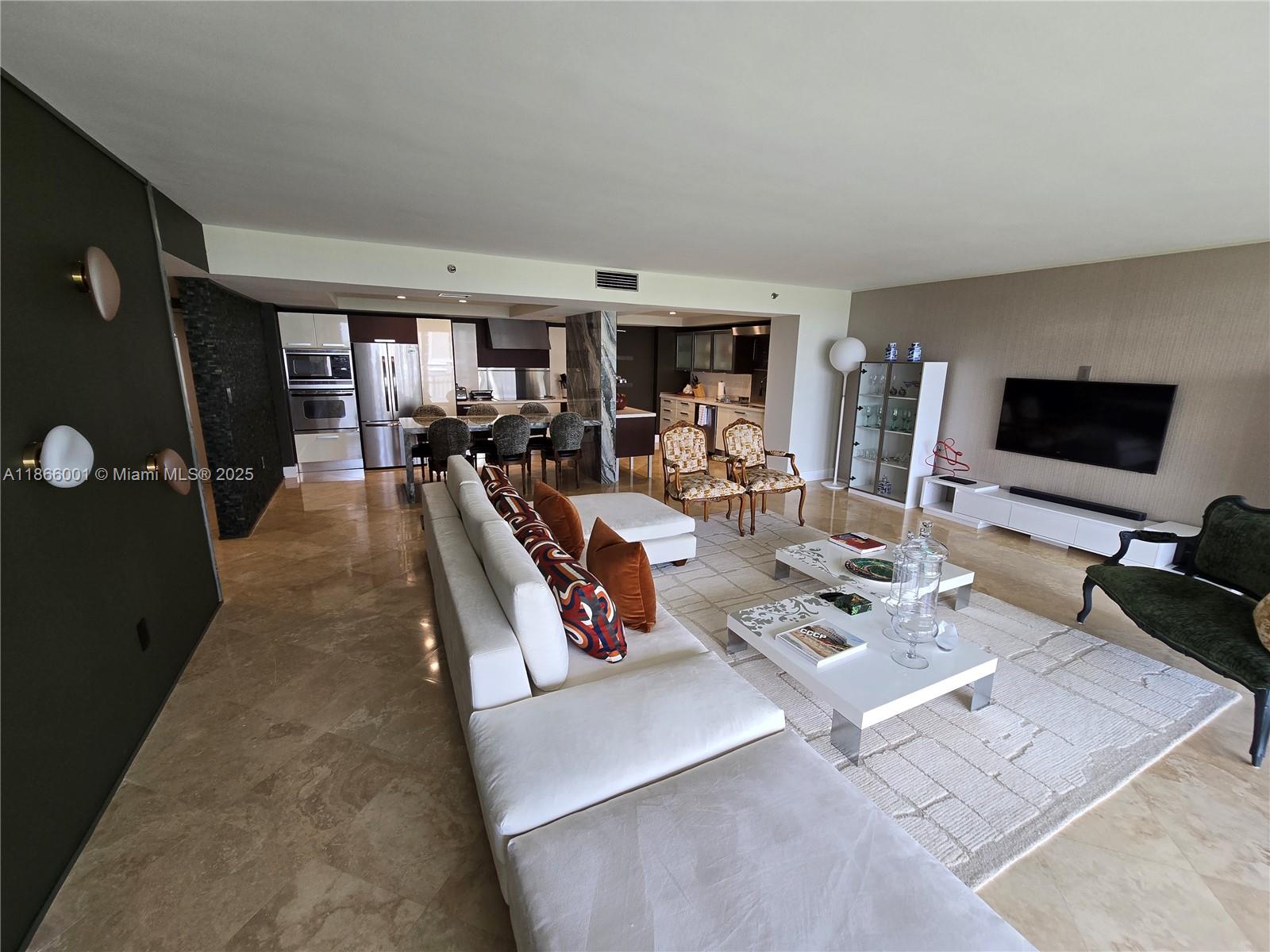 11113 Biscayne Blvd # 854, Miami FL 33181