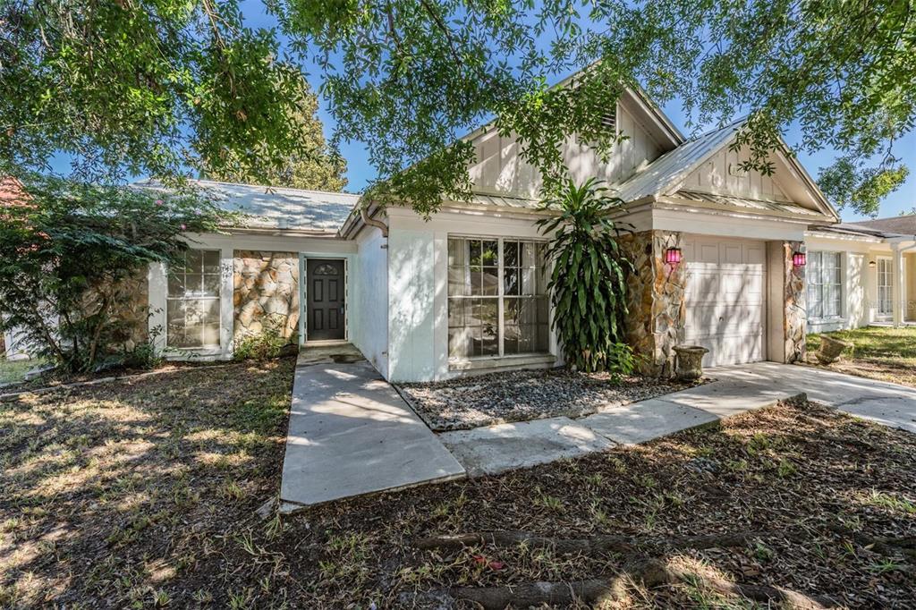 8508 MISTY RIVER COURT