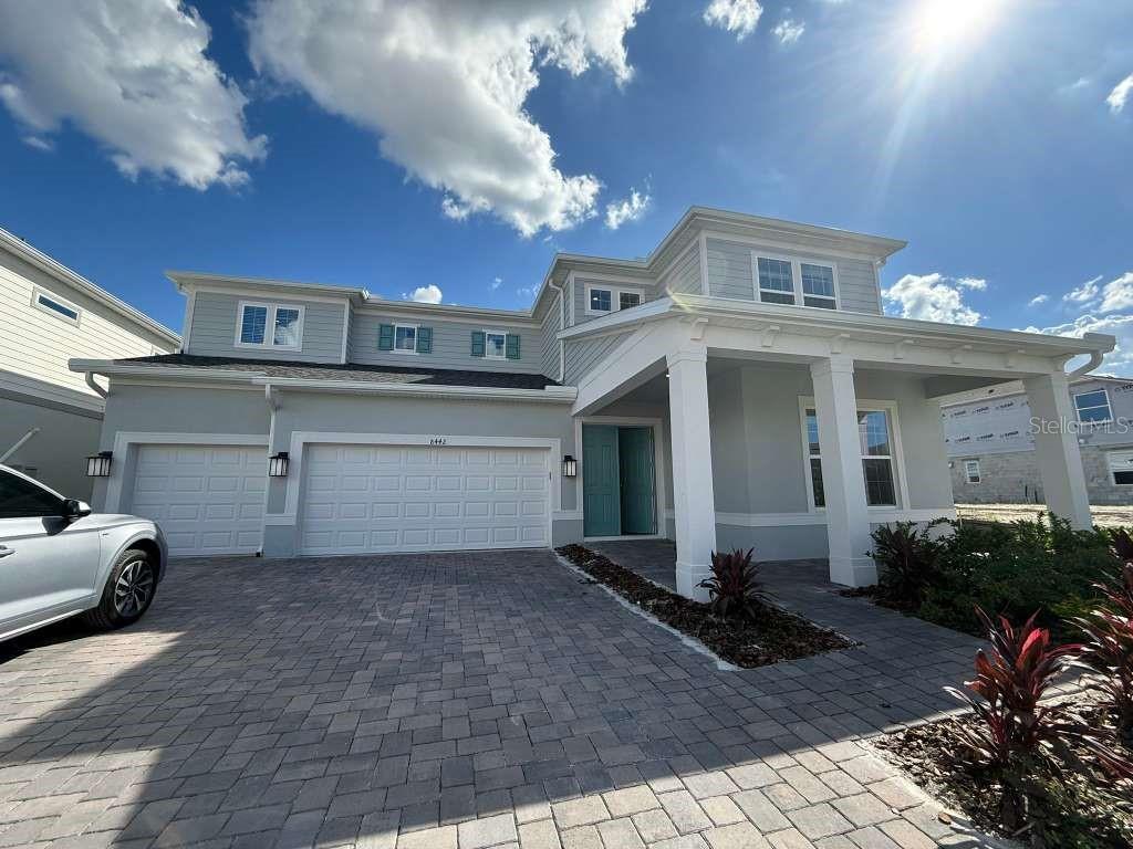 8442 PARK CLIFF WAY