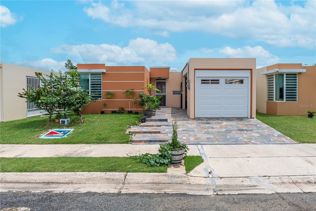 3rd ST PUERTA DEL COMBATE ESTATES UNIT S-299