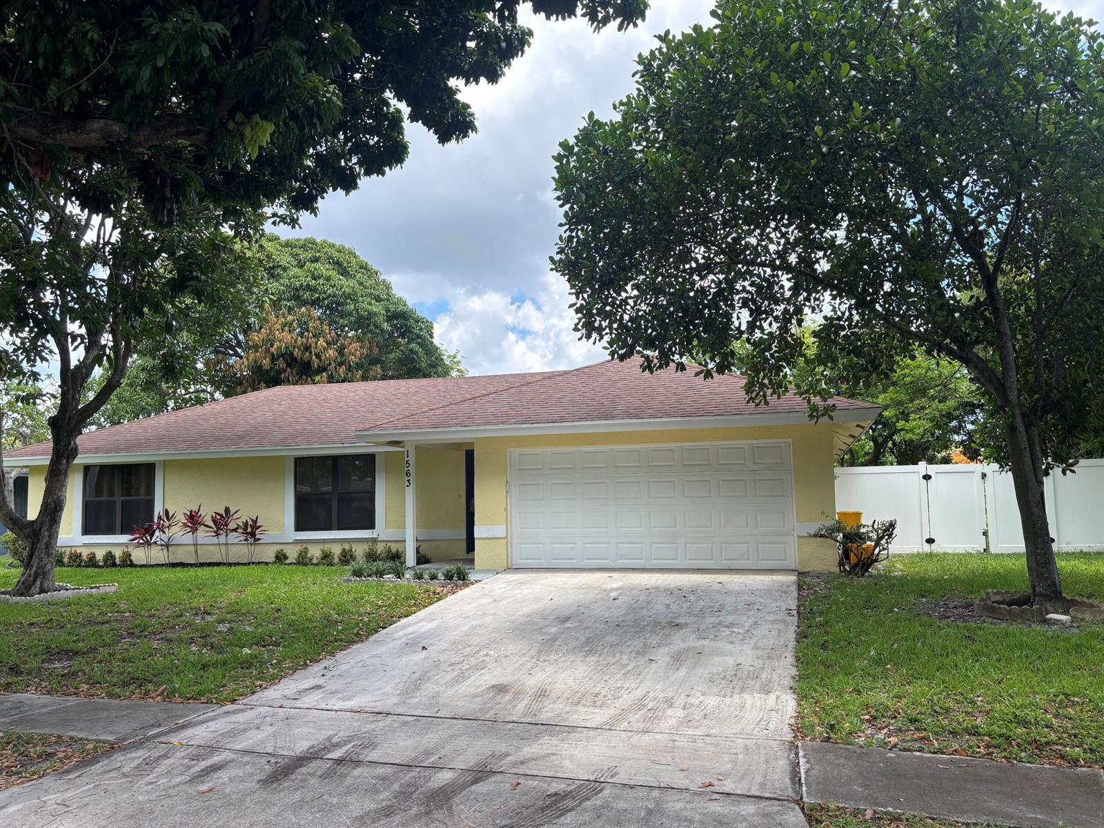 1563 40th Street, West Palm Beach FL 33407