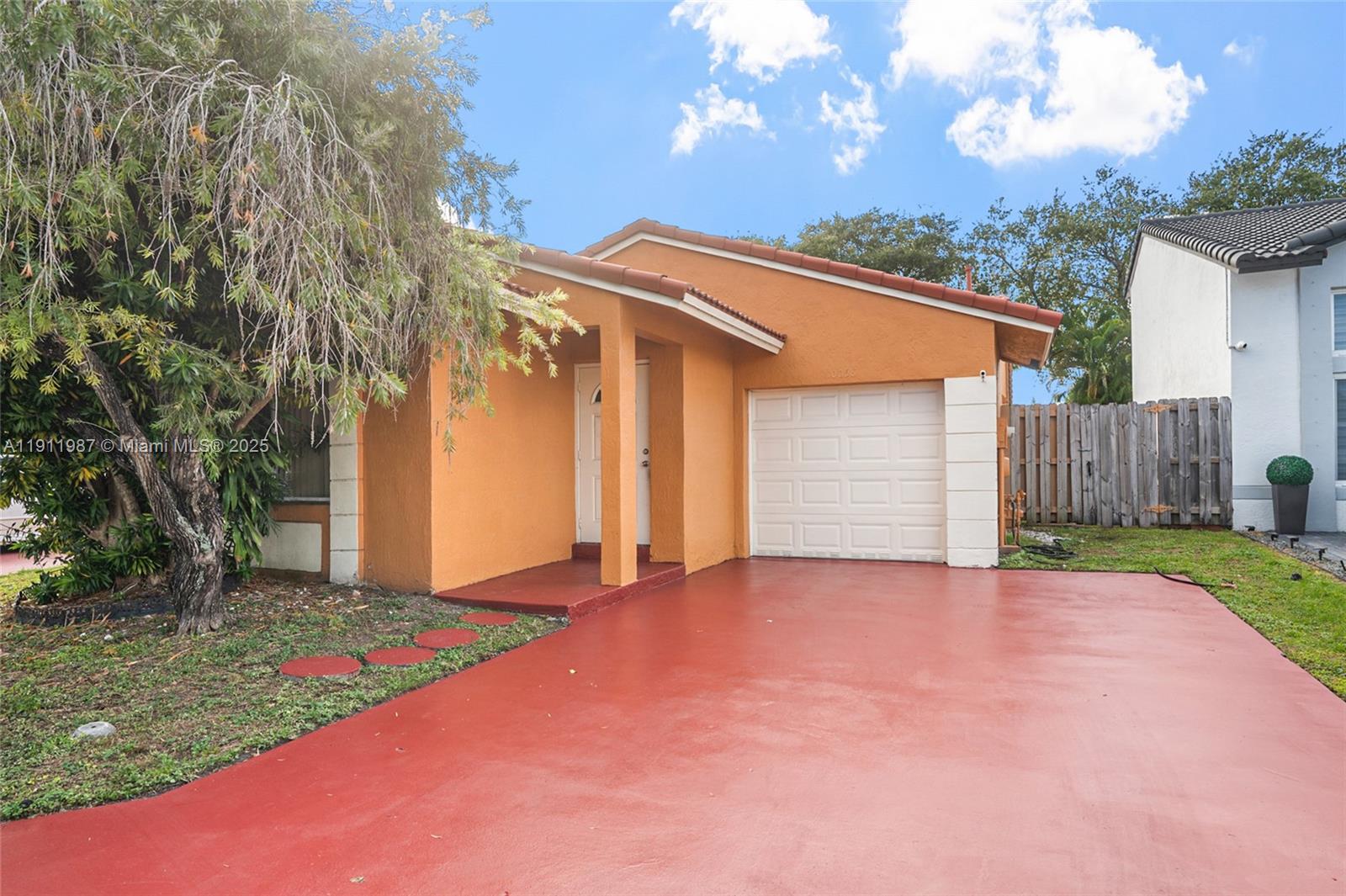 10058 SW 156th Ct, Miami FL 33196