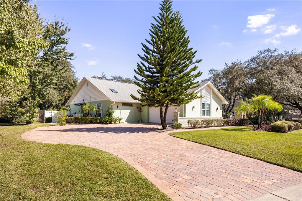 766 KEENELAND PIKE