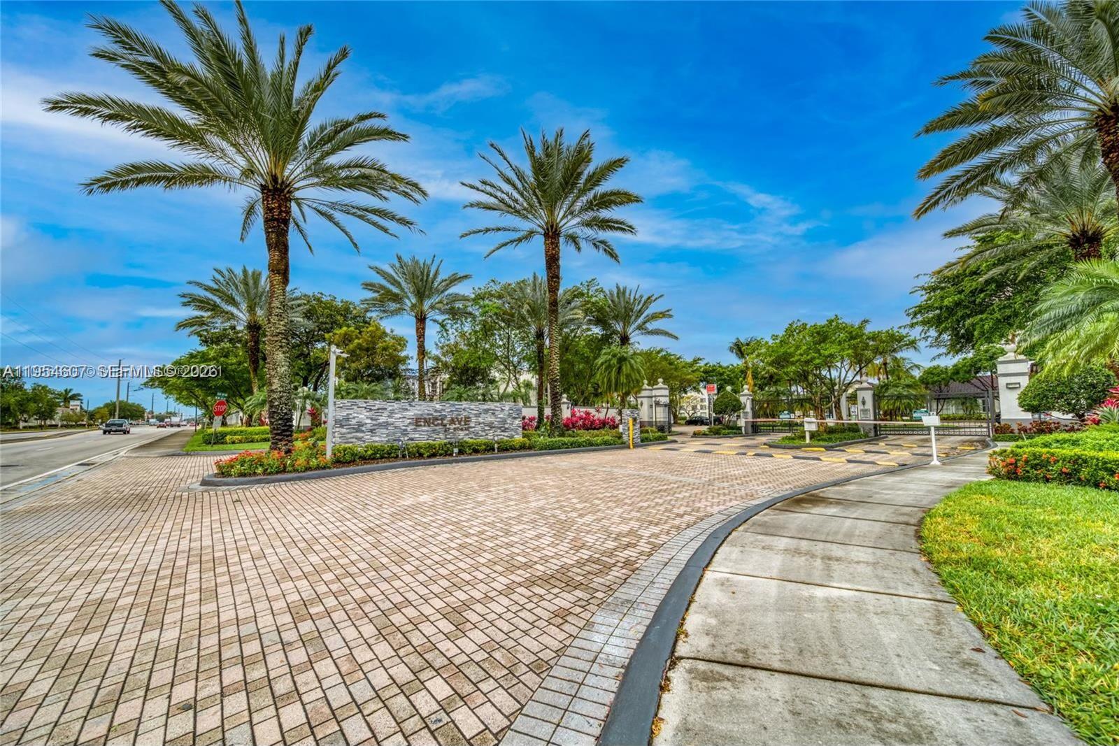 4360 NW 107th Ave # 207, Doral FL 33178
