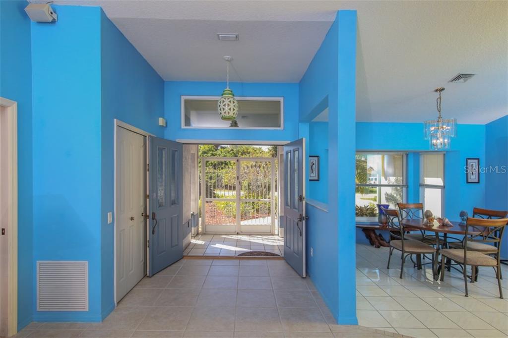 22 MARINER LANE, ROTONDA WEST, FL — photo 3 of 25