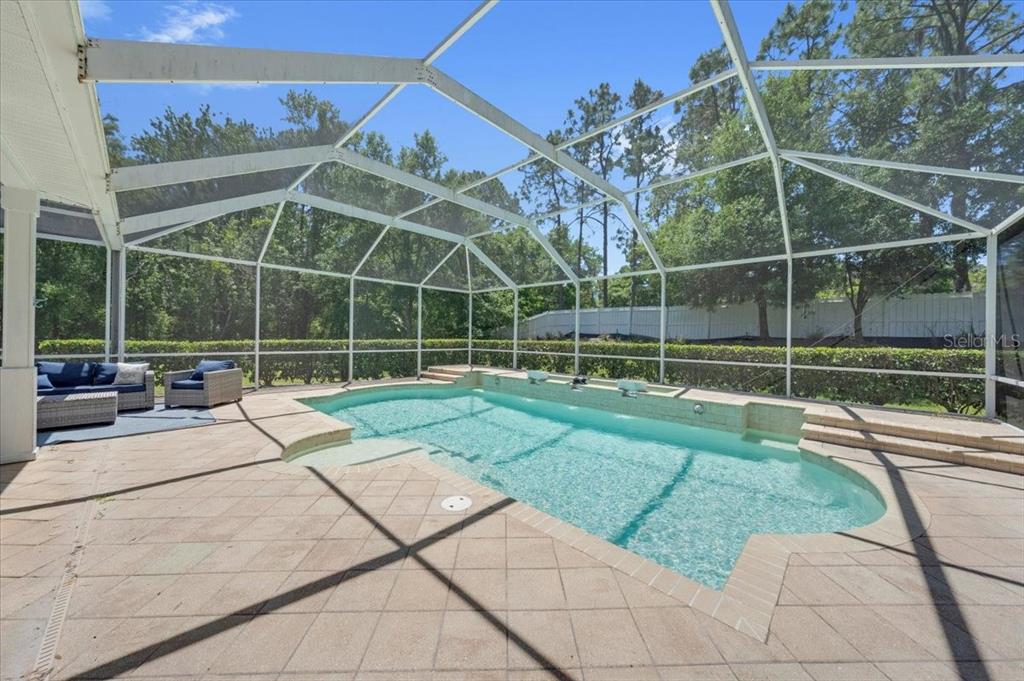 5913 FLATWOODS MANOR CIRCLE, LITHIA, FL — photo 2 of 30