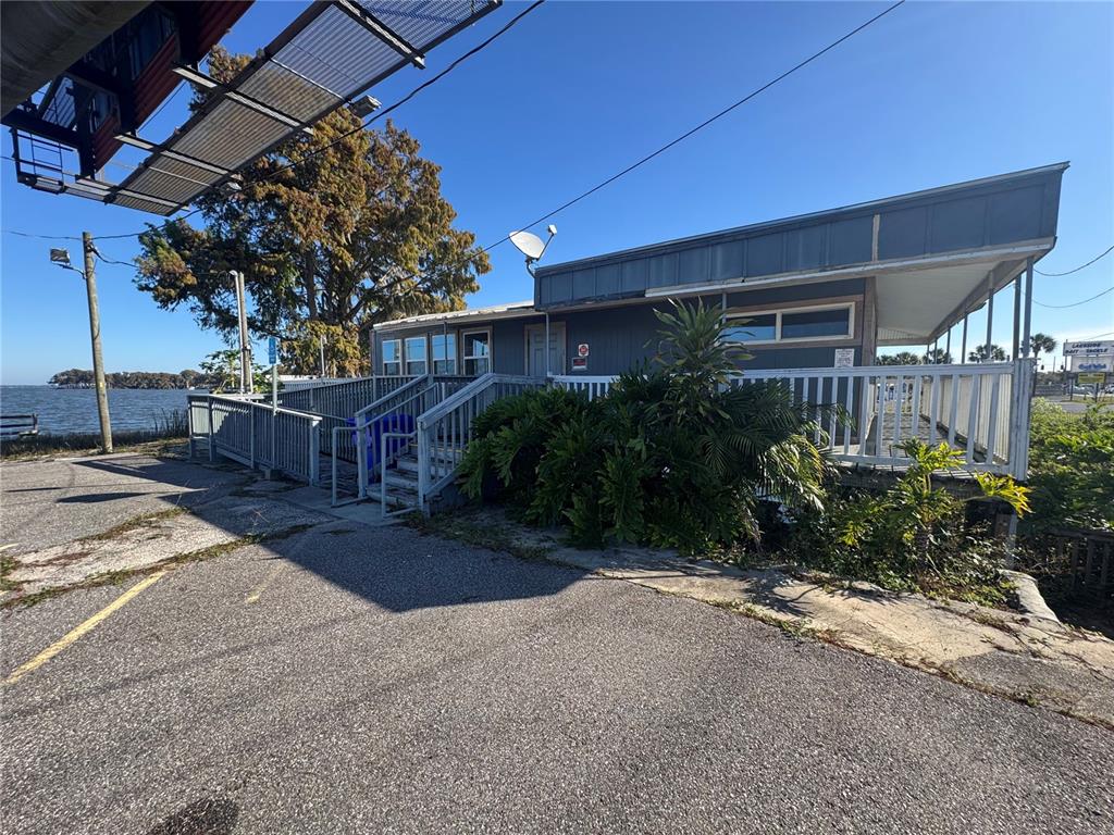 1050 W BURLEIGH BOULEVARD
