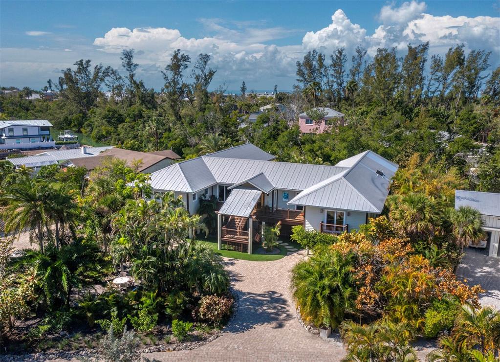 677 LANDS END DRIVE, LONGBOAT KEY, FL — photo 4 of 30