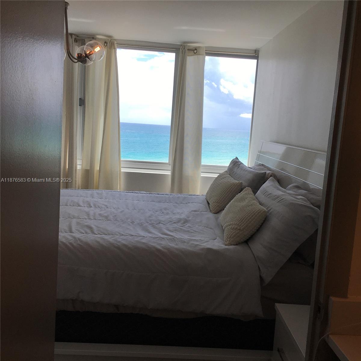 7135 Collins Ave # 1022, Miami Beach FL 33141